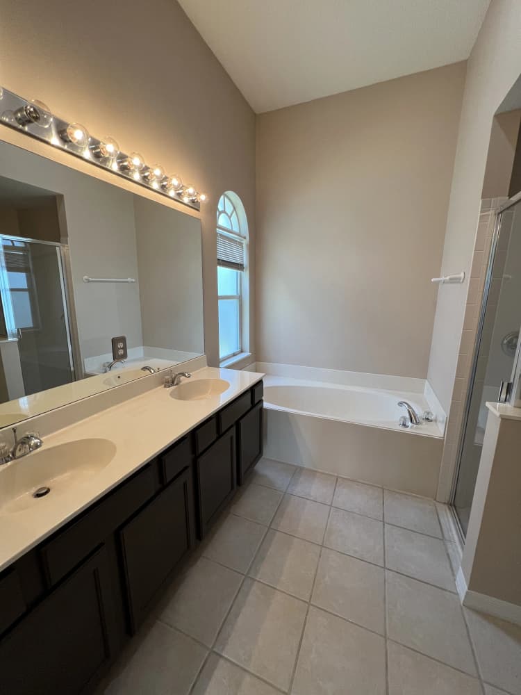 Gallery photo 18